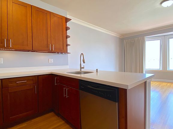 3rd image of 1735 Van Ness Ave APT 602