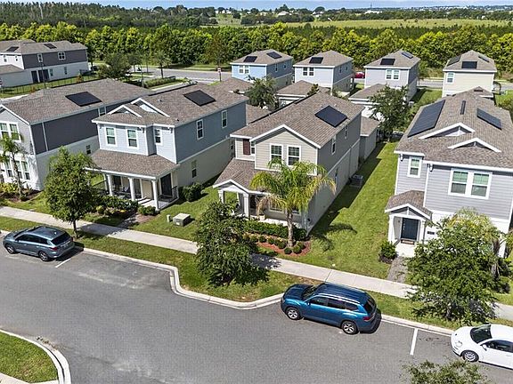 4th image of 1396 ROXY LANE