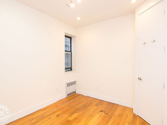 3rd image of 1058 Bergen St #8E