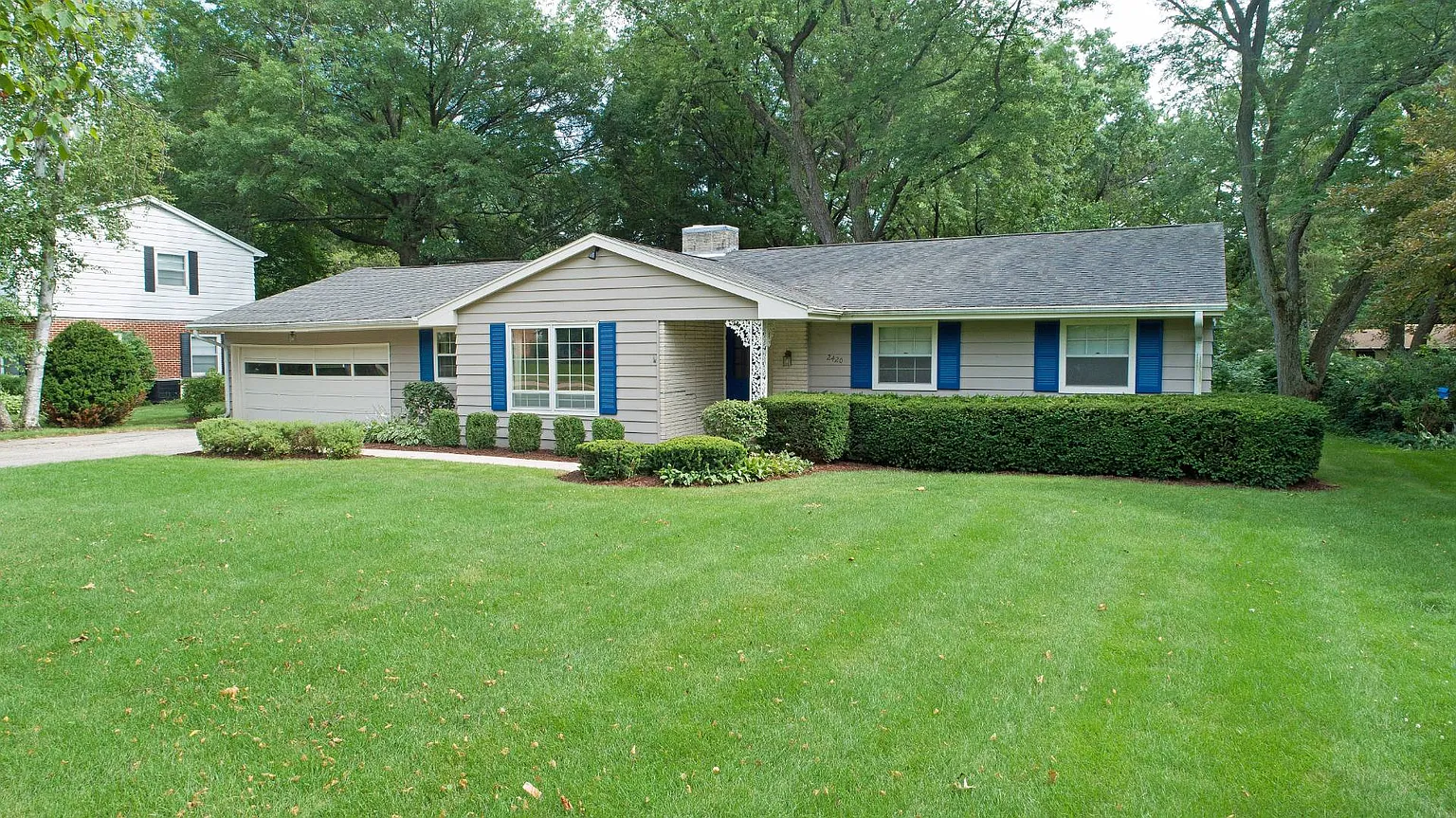 2420 Clifcorn Dr photo 1