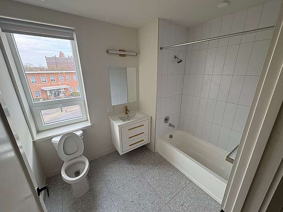 3rd image of 57 Washington St #3E