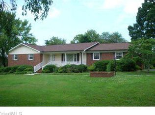 936 Fuller Mill Rd, Thomasville, NC 27360