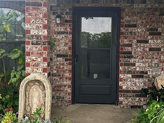 2nd image of 2445 Las Brisas Blvd