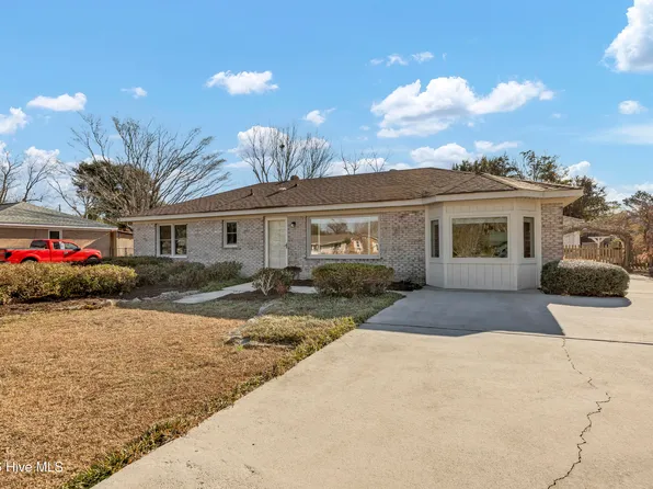 5314 Lord Tennyson Road, Wilmington, NC 28405