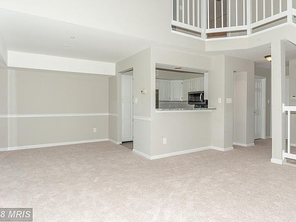 5th image of 6926 Ellingham Cir #129