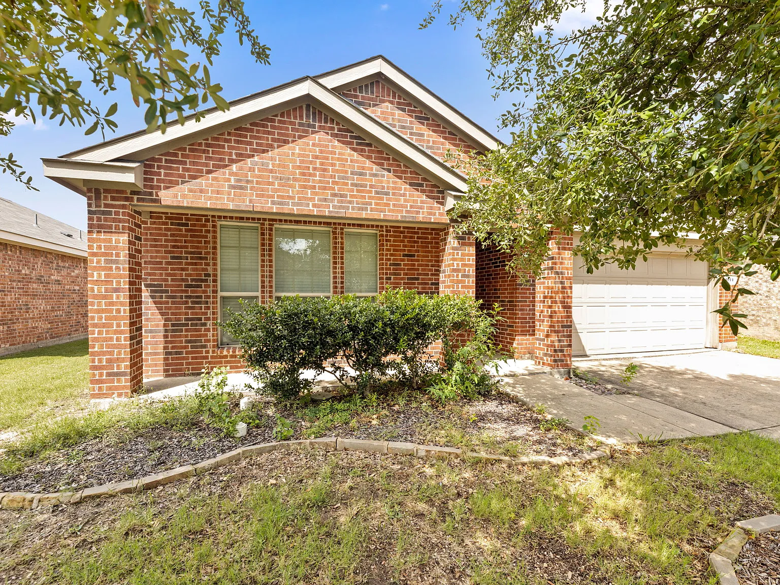 3 bed, 1580 sqft, $1,795 — Photo 1