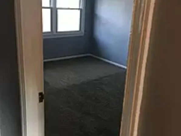 1020 Alcyon Dr, Bellmawr, NJ 08031