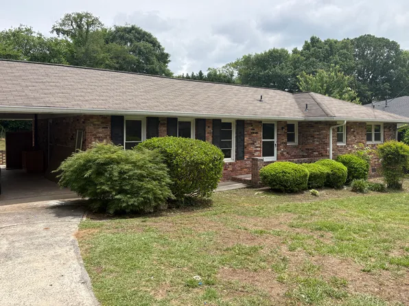1262 Robert Ln, Marietta, GA 30062