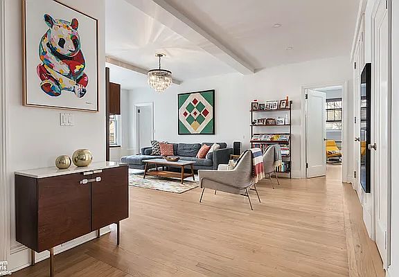 3rd image of 310 W End Ave #2B