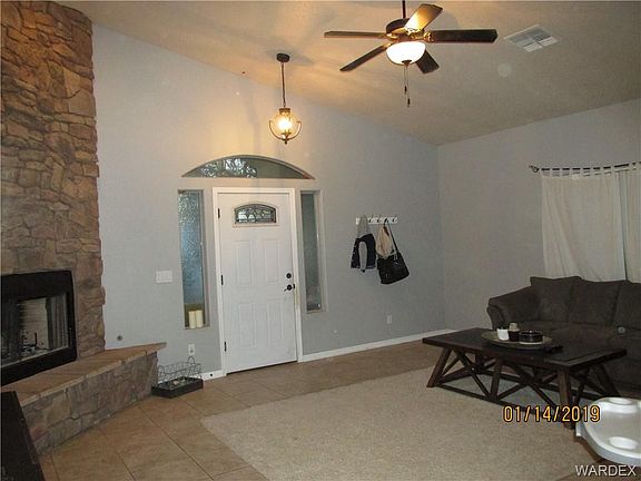 3rd image of 3574 N Lomita St