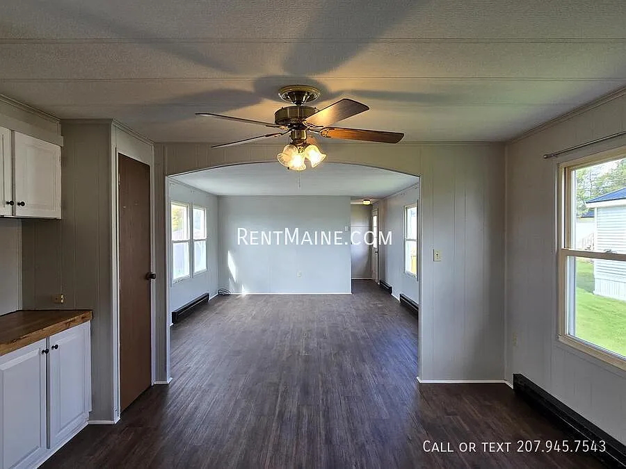 2 bed, 1.5 bath, $1,375 — Photo 2