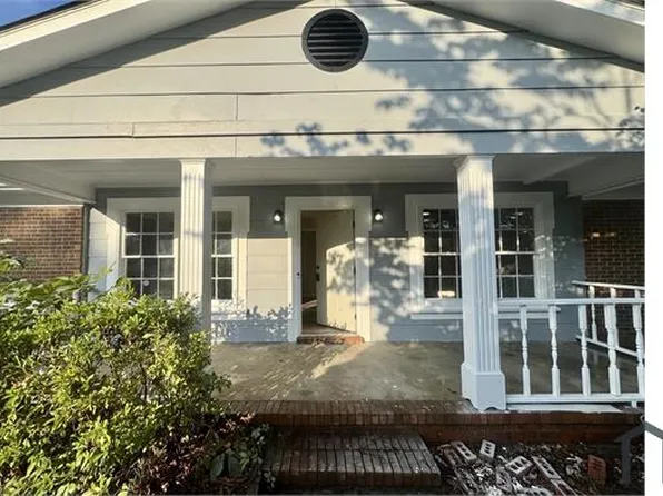 5990 Lake Trail Dr, Fayetteville, NC 28304