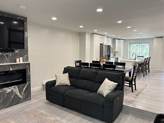 2nd image of 4708 Cara Ct