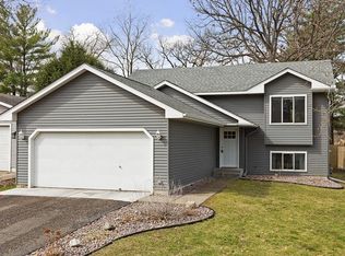 920 S Shore Dr, Forest Lake, MN 55025