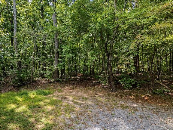 2nd image of 0 Clearview Ln