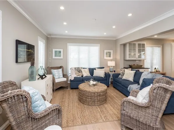 206 50th St APT A, Virginia Beach, VA 23451