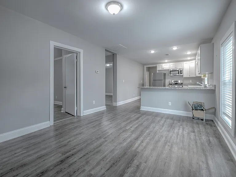 412 Orange St — Photo 2
