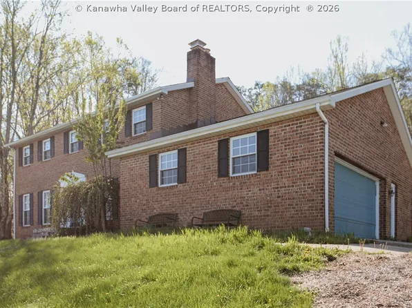 2102 Woodhill Pl, Saint Albans, WV 25177