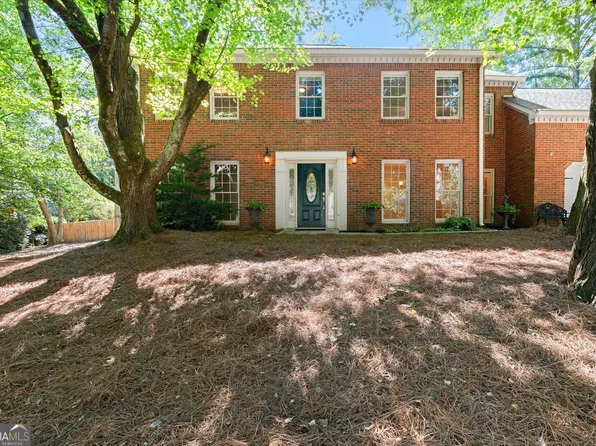 3650 Stonehenge Way NE, Marietta, GA 30066