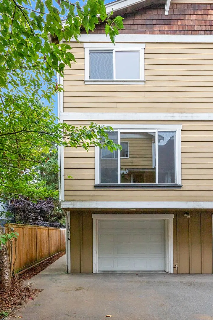2Bd/2Ba Seattle Townhome — Photo 1