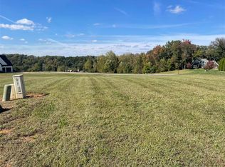 1271 Drakes Ridge Ln, Bowling Green, KY 42103