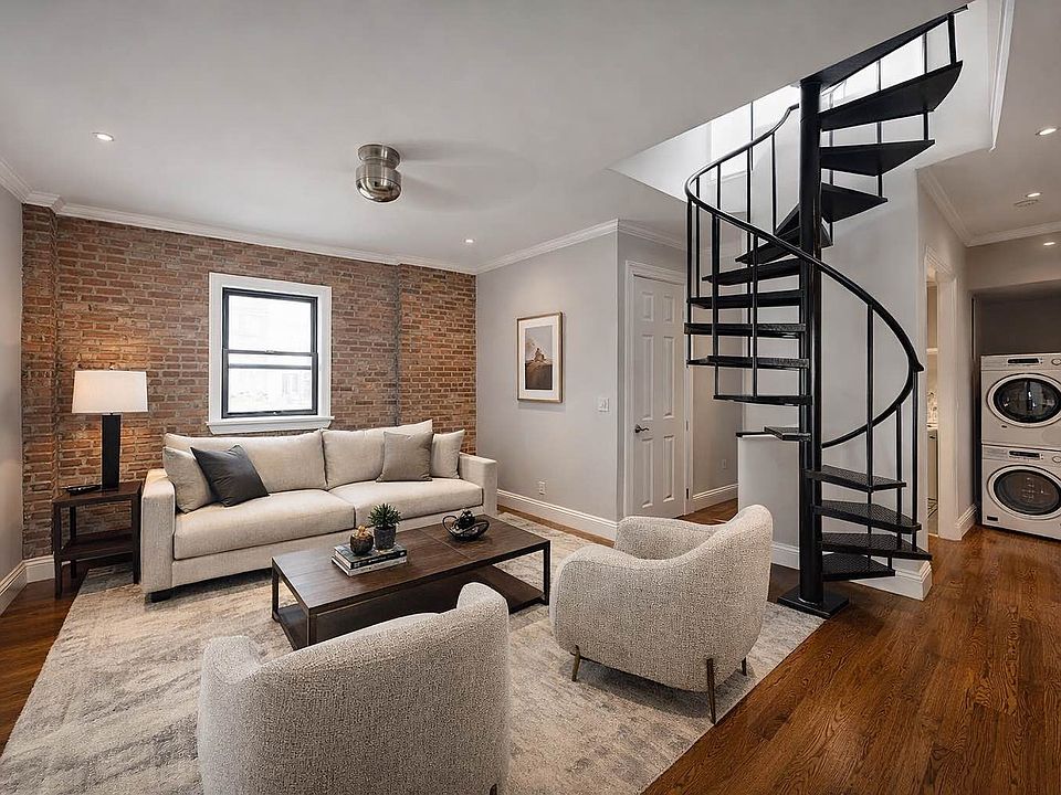 2nd image of 199 E 3rd St APT 5B
