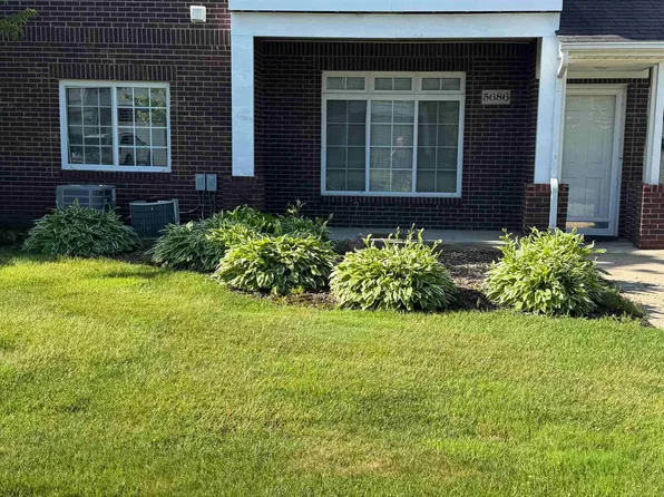5686 Acorn Ln, Sterling Heights, MI 48314