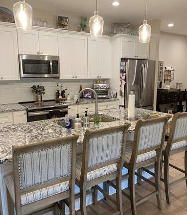 3rd image of 3026 W Villas Creekside Dr