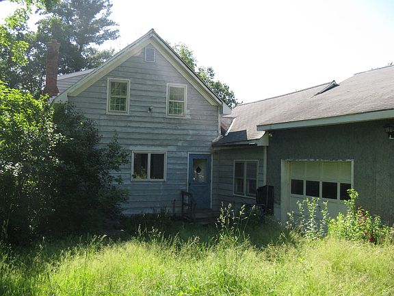 4th image of 60 Badgley Ln