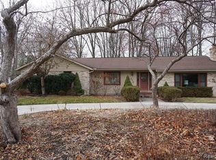 470 Michigan Ave, Marysville, MI