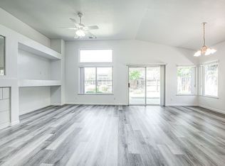 1708 E Chelsea Dr, Fresno, CA 93720