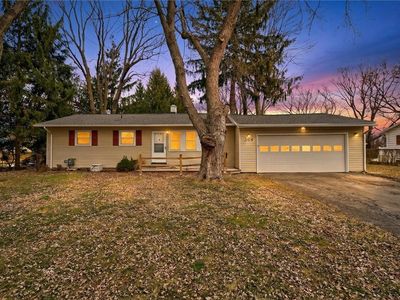 384 Hollybrook Rd, Rochester, NY, 14623