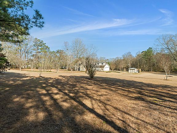 4th image of 17 Brock Rd