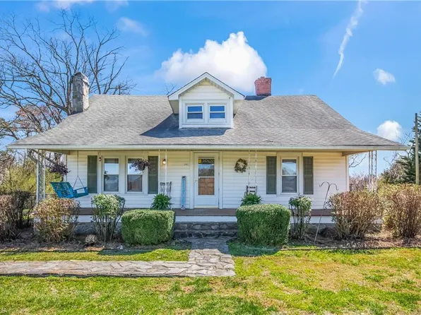 261 Patterson Rd, Siloam, NC 27047