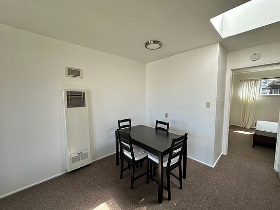 4th image of 2745 Stuart St APT 10