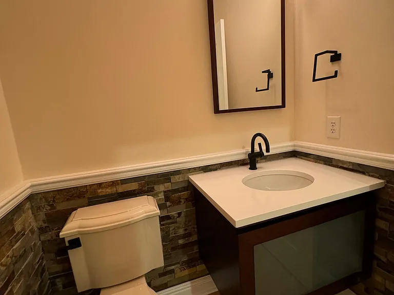 400 Barefield Ln — Photo 10