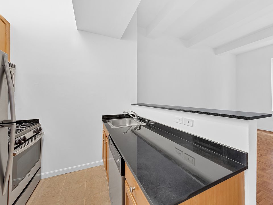 1st image of 85 John St APT 7K