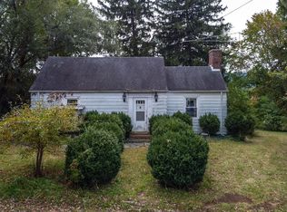 15 W High St, Stuarts Draft, VA 24477