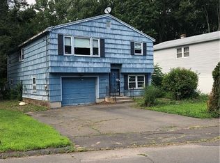81 David St, West Haven, CT 06516