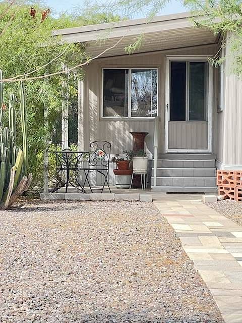 2nd image of 2305 W Ruthrauff Rd Unit B22