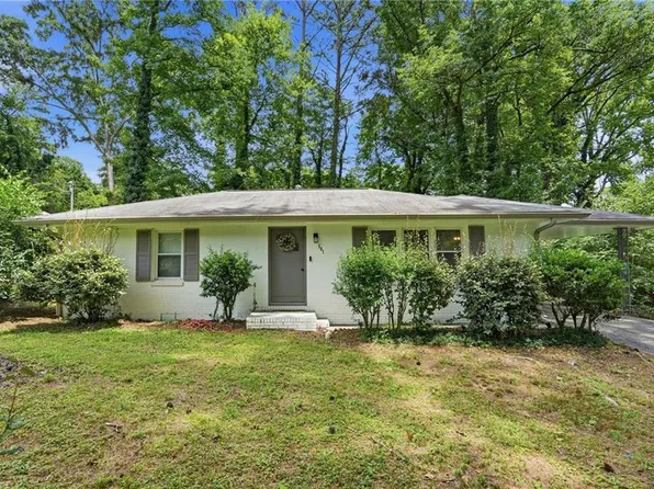 581 Meadowbrook Dr SE, Marietta, GA 30067
