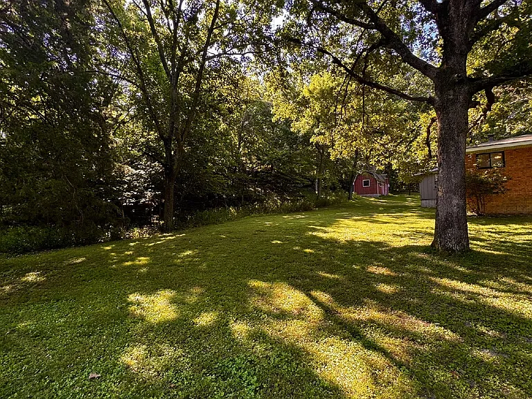 9108 Bluff Dr — Photo 19