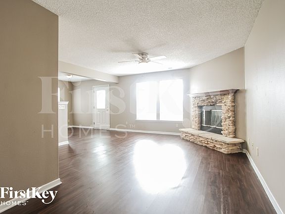 2nd image of 7912 Puckett Ln