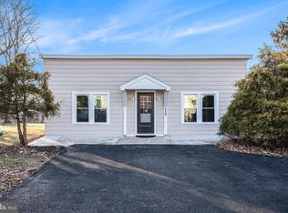 210 Beaver Rd, Harrisburg, PA 17112