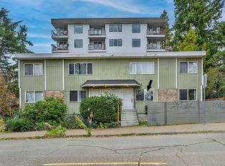 800 NE 40th St #806, Seattle, WA 98105