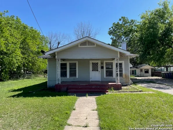 320 Barrett, San Antonio, TX 78214