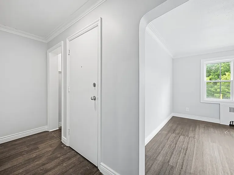383 Main St #3 — Photo 2