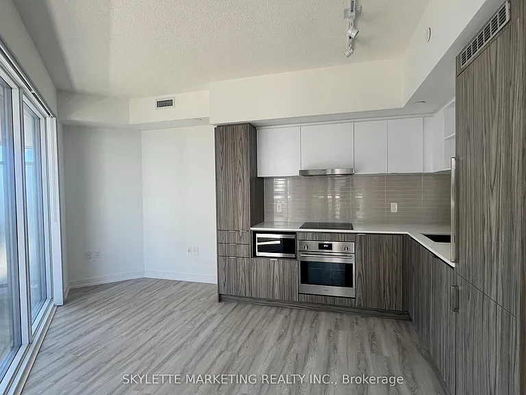 55 Cooper St #3308 — Photo 4