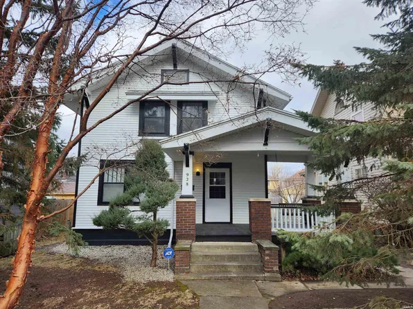 928 Kinsmoor Ave, Fort Wayne, IN 46807