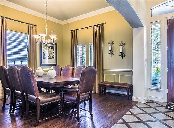 4th image of 609 Coralberry Dr